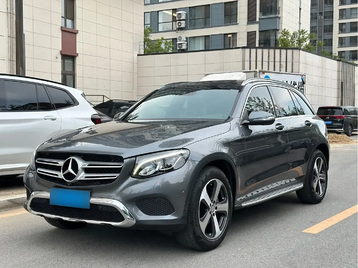 2016 Mercedes-Benz GLC Class 2.0T 211HP L4 9AT
