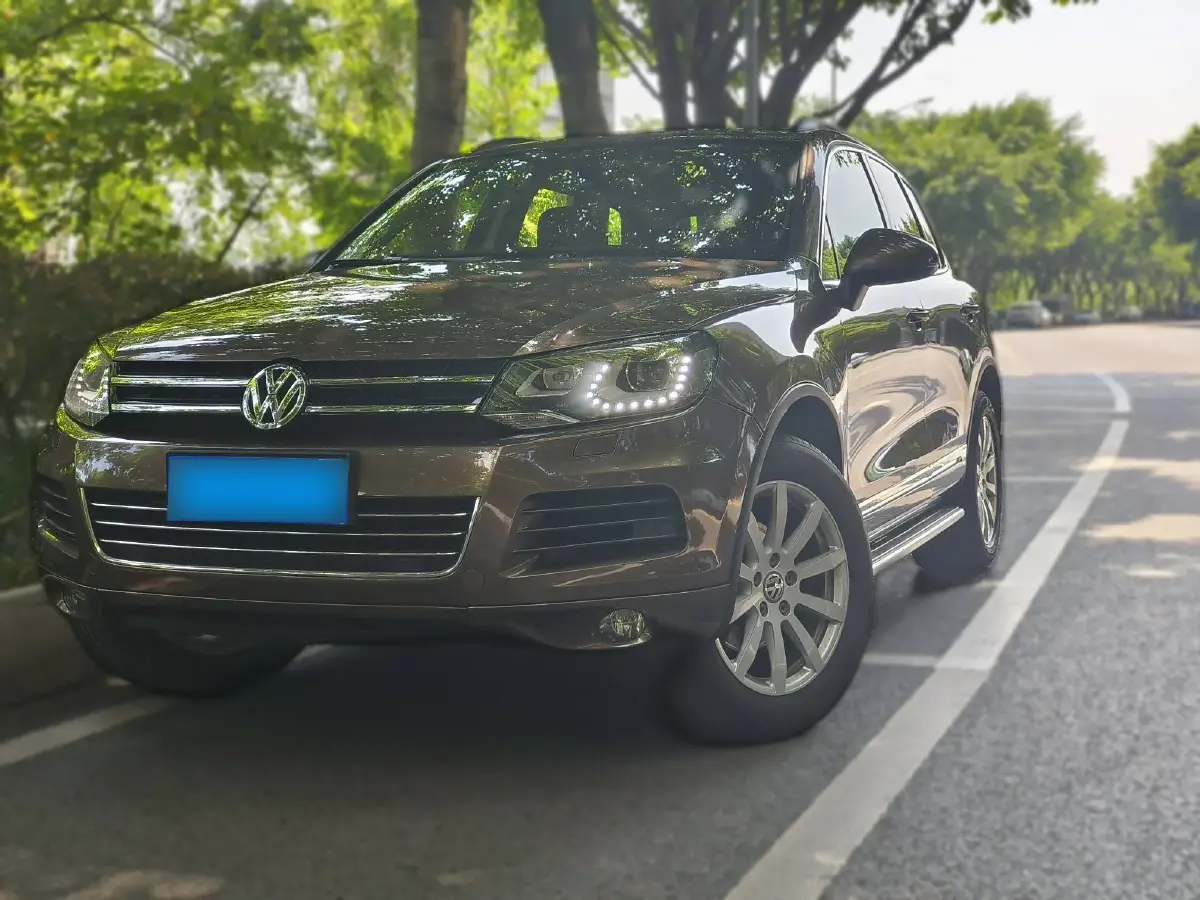 2013 Volkswagen Touareg 3.0T 290HP V6 8AT