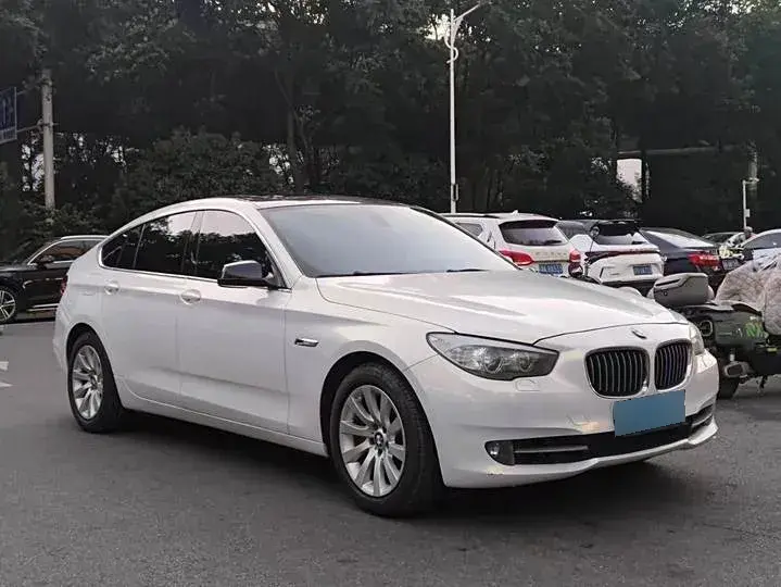 2011 BMW 5 Series GT 3.0T 306HP L6 8AT