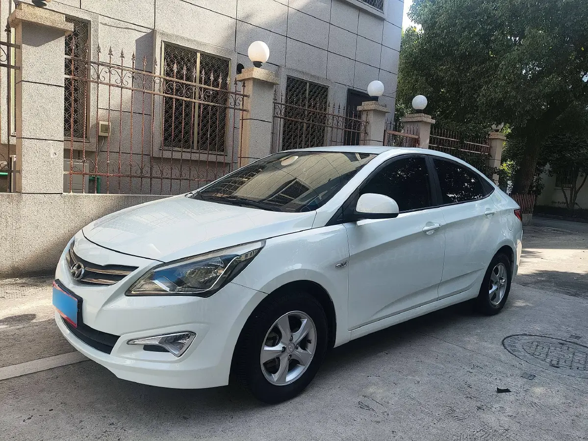 2016 Hyundai Reina 1.4L 107HP L4 4AT