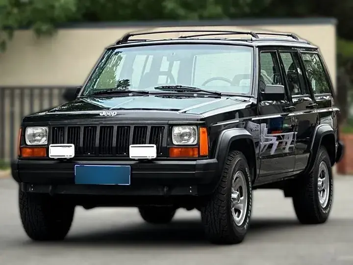 2016 BeiJing BJ40 2.0T 204HP L4 5MT