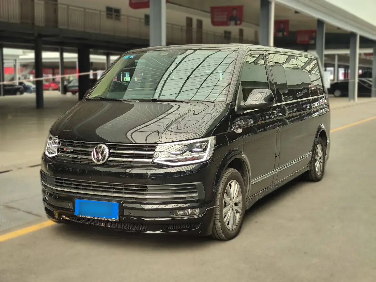 2017 Volkswagen Caravelle 2.0T 204HP L4 7DCT