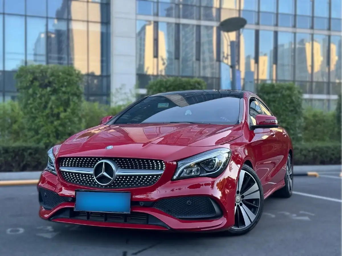 2017 Mercedes-Benz CLA Class 1.6T 156HP L4 7DCT