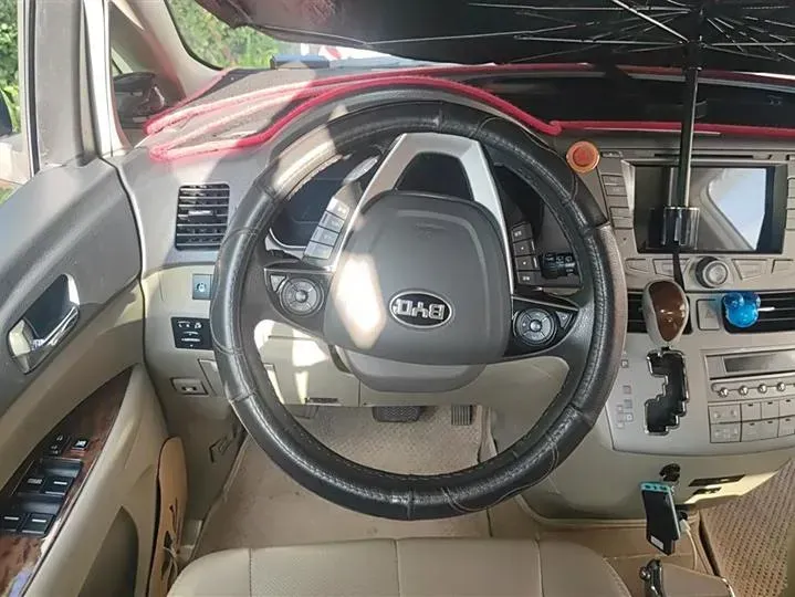 2015 BYD M6 2.4L 167HP L4 6DCT,autocango,china used car exporter,china ev exporter,chinese used car exporter,chinese used ev exporter