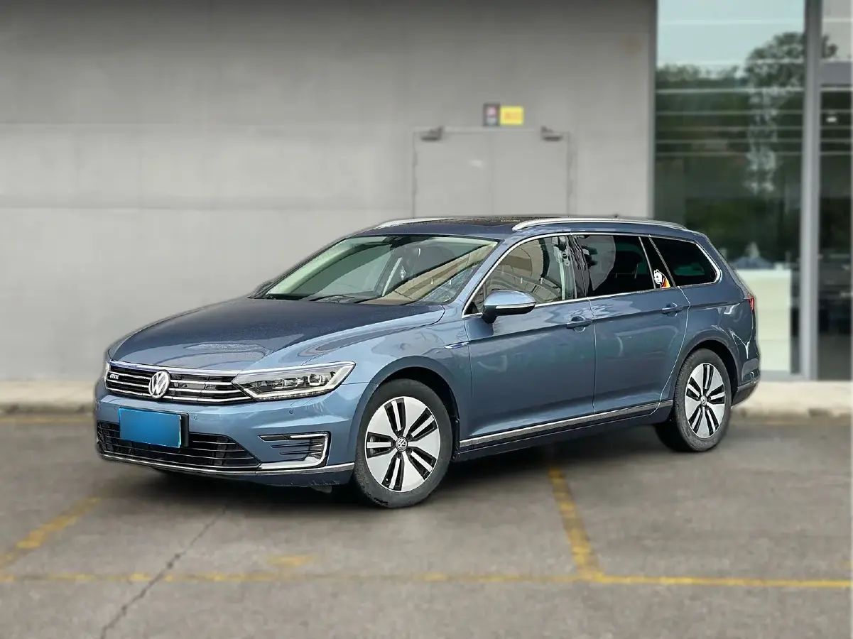 2019 Volkswagen Alltrack 1.4T 156HP L4 6DCT PHEV 9.9KWH