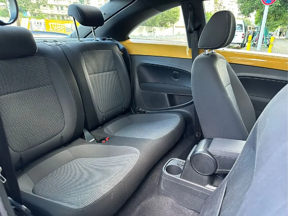 2016 Volkswagen Beetle 1.2T 105HP L4 7DCT,autocango,china used car exporter,china ev exporter,chinese used car exporter,chinese used ev exporter