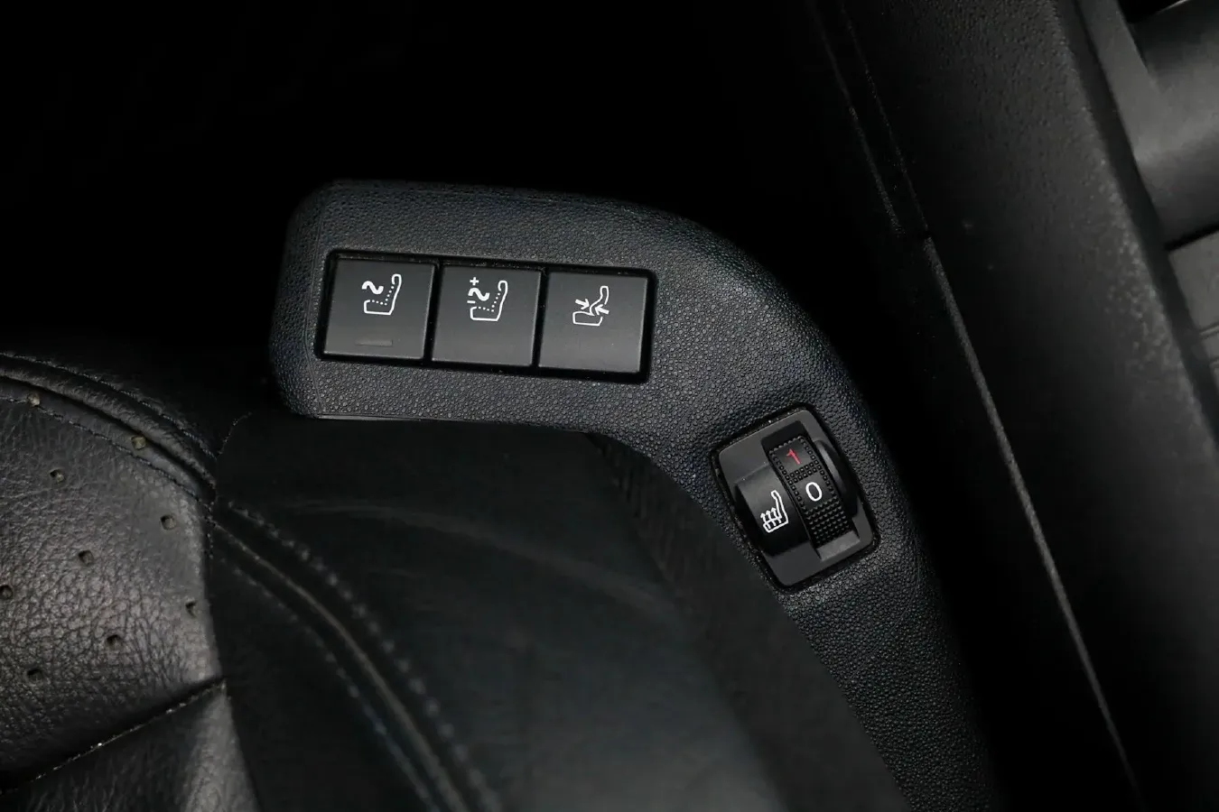 2015 Citroen C4 Picasso 1.6T 165HP L4 6AT,autocango,china used car exporter,china ev exporter,chinese used car exporter,chinese used ev exporter