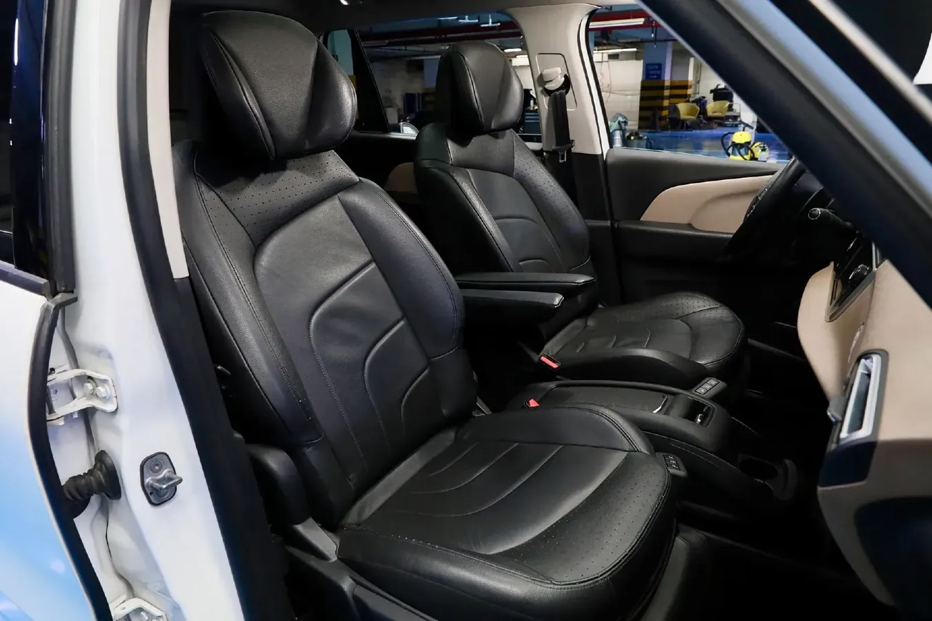 2015 Citroen C4 Picasso 1.6T 165HP L4 6AT,autocango,china used car exporter,china ev exporter,chinese used car exporter,chinese used ev exporter