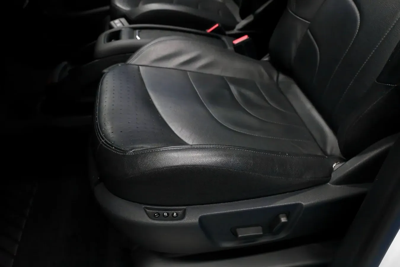 2015 Citroen C4 Picasso 1.6T 165HP L4 6AT,autocango,china used car exporter,china ev exporter,chinese used car exporter,chinese used ev exporter