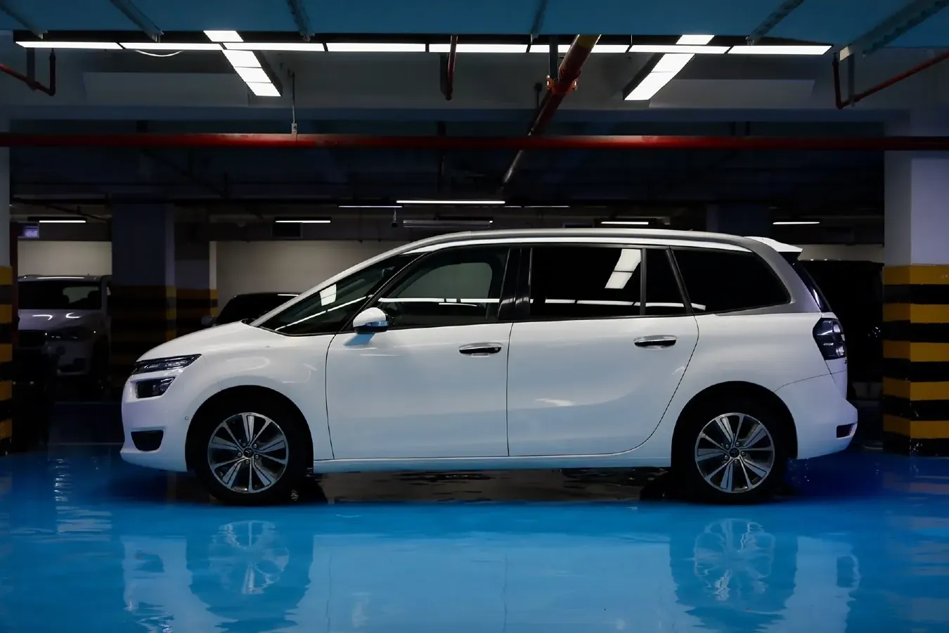 2015 Citroen C4 Picasso 1.6T 165HP L4 6AT,autocango,china used car exporter,china ev exporter,chinese used car exporter,chinese used ev exporter