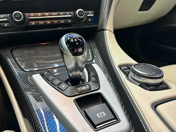 2015 BMW M6 4.4T 560HP V8 7DCT,autocango,china used car exporter,china ev exporter,chinese used car exporter,chinese used ev exporter