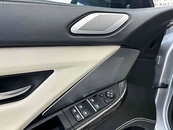 2015 BMW M6 4.4T 560HP V8 7DCT,autocango,china used car exporter,china ev exporter,chinese used car exporter,chinese used ev exporter