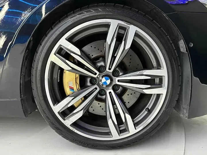 2015 BMW M6 4.4T 560HP V8 7DCT,autocango,china used car exporter,china ev exporter,chinese used car exporter,chinese used ev exporter