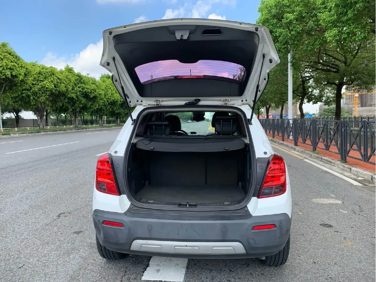 2014 Chevrolet Trax 1.4T 140HP L4 6AT,autocango,china used car exporter,china ev exporter,chinese used car exporter,chinese used ev exporter