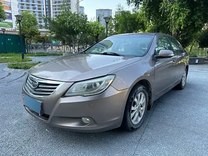 2013 BYD G6 1.5T 154HP L4 6MT