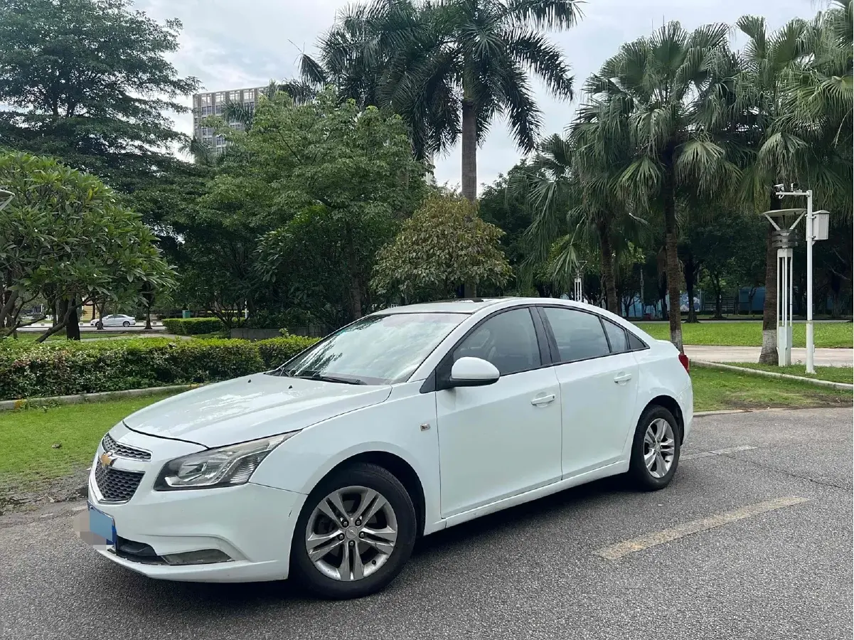 2015 Chevrolet Cruze 1.5L 113HP L4 6AT