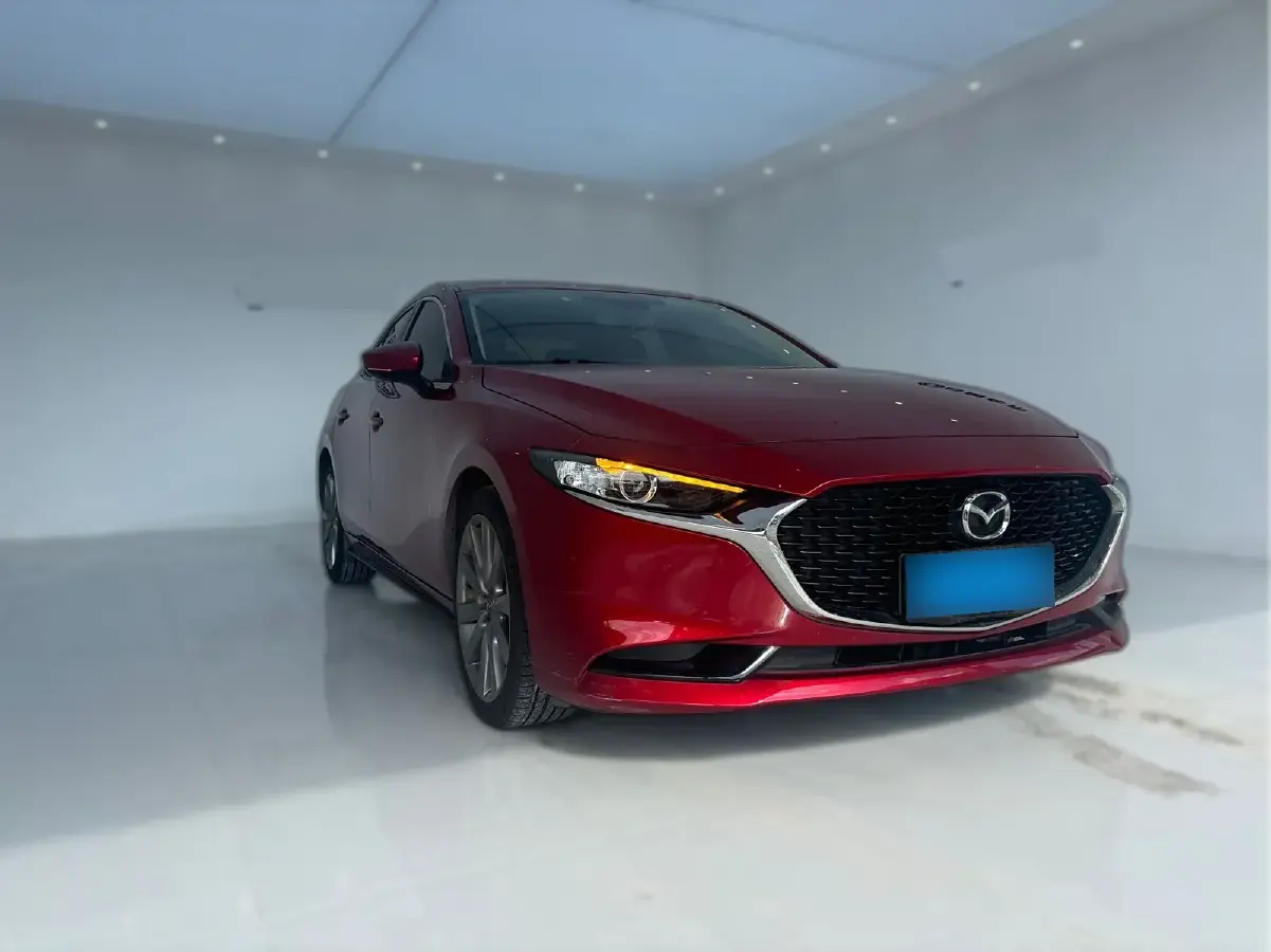 2020 Mazda 3 Axela 2.0L 158HP L4 6AT