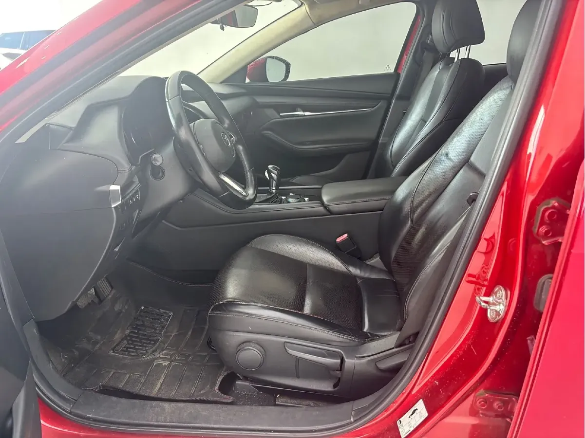 2020 Mazda 3 Axela 2.0L 158HP L4 6AT,autocango,china used car exporter,china ev exporter,chinese used car exporter,chinese used ev exporter