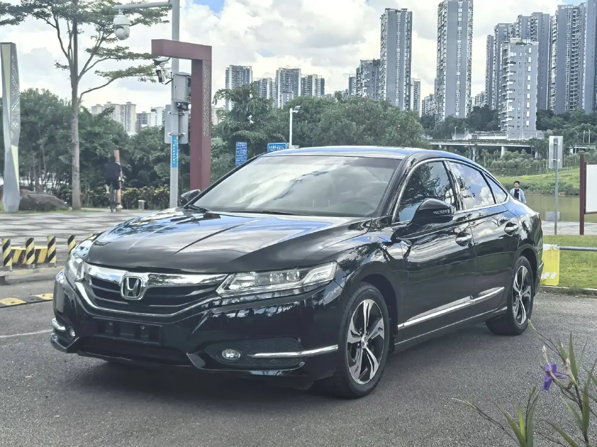 2015 Honda Spirior 2.4L 208HP L4 8DCT