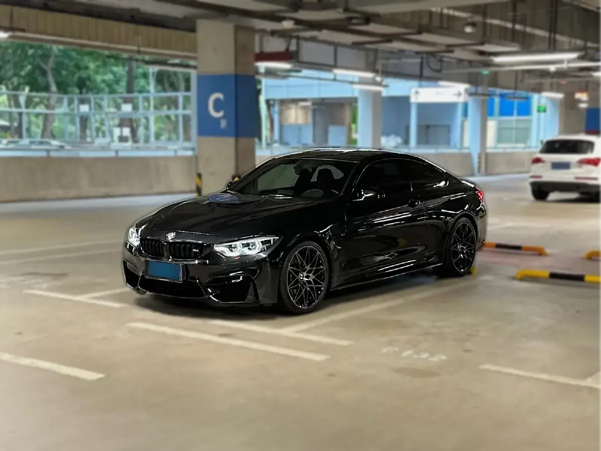 2019 BMW M4 3.0T 450HP L6 7DCT