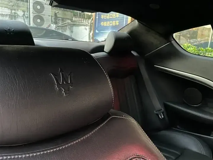 2007 Maserati GranTurismo 4.2L 405HP V8 6AT,autocango,china used car exporter,china ev exporter,chinese used car exporter,chinese used ev exporter