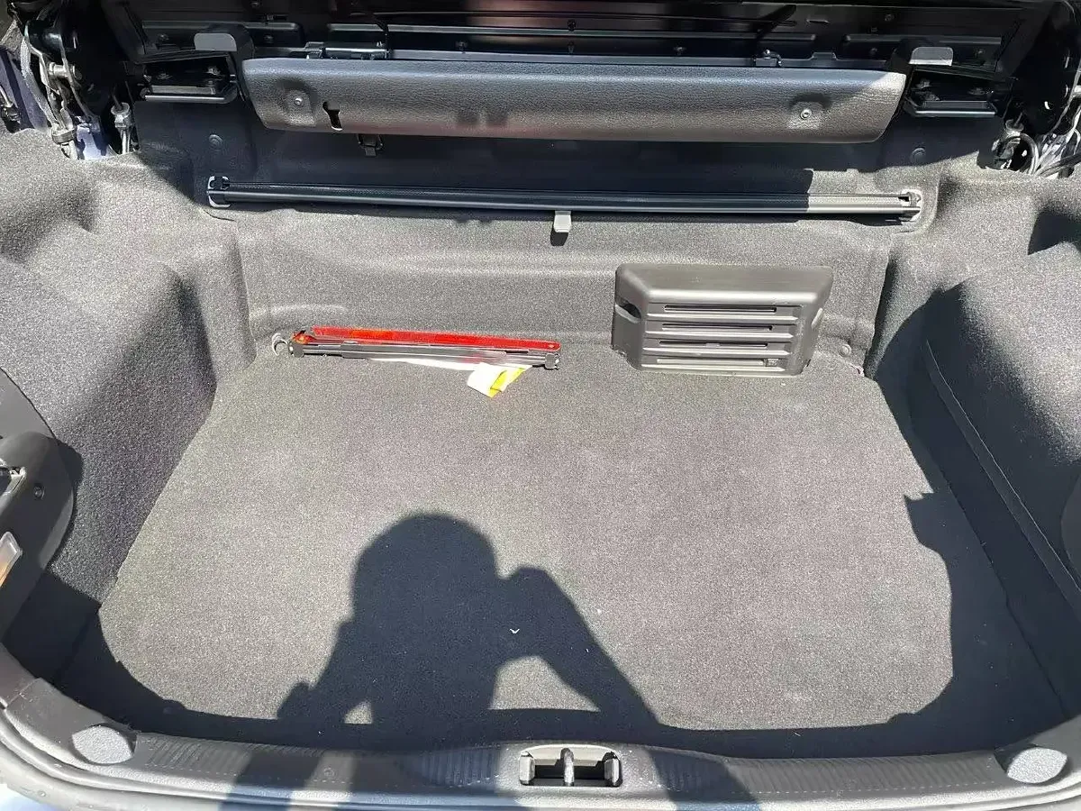 2013 Peugeot 207 1.6L 120HP L4 4AT,autocango,china used car exporter,china ev exporter,chinese used car exporter,chinese used ev exporter