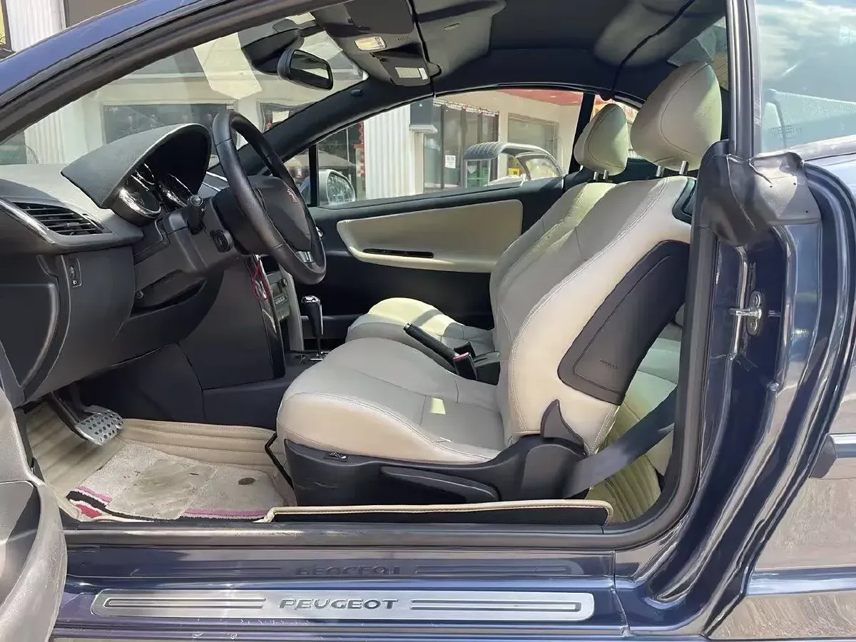 2013 Peugeot 207 1.6L 120HP L4 4AT,autocango,china used car exporter,china ev exporter,chinese used car exporter,chinese used ev exporter