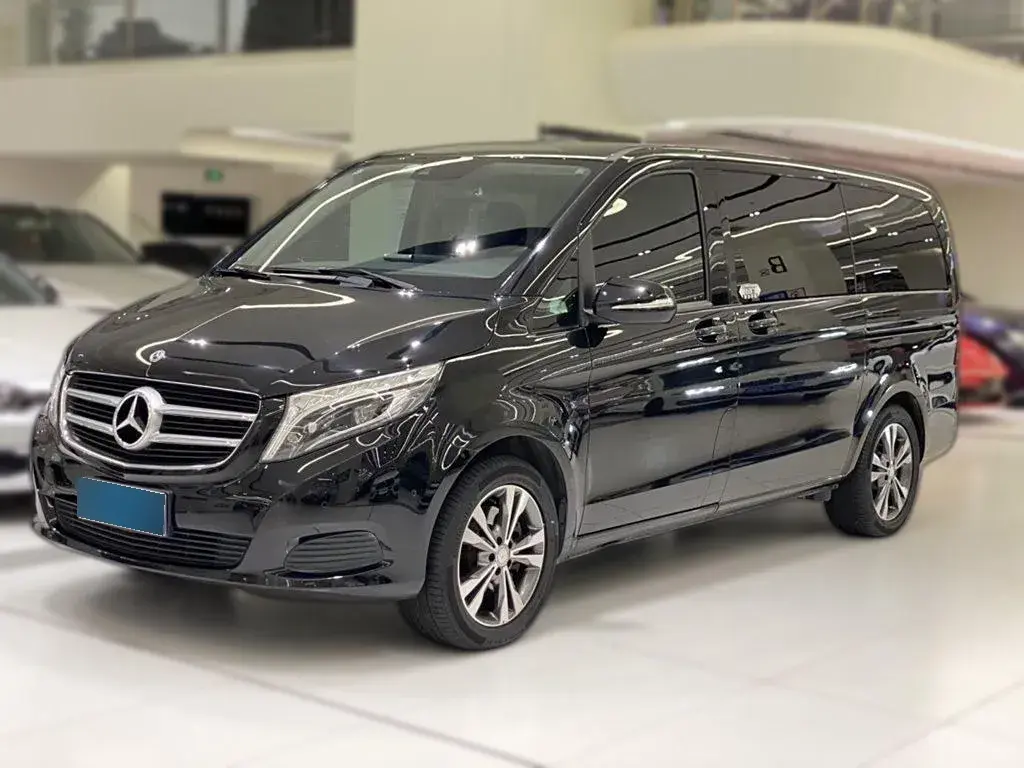 2017 Mercedes-Benz V Class 2.0T 211HP L4 7AT