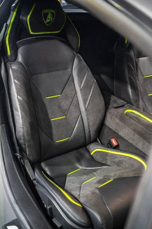 2011 Lamborghini Gallardo 5.2L 557HP V10 6AMT,autocango,china used car exporter,china ev exporter,chinese used car exporter,chinese used ev exporter