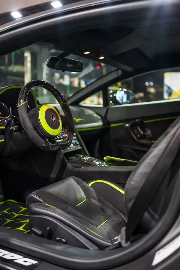 2011 Lamborghini Gallardo 5.2L 557HP V10 6AMT,autocango,china used car exporter,china ev exporter,chinese used car exporter,chinese used ev exporter