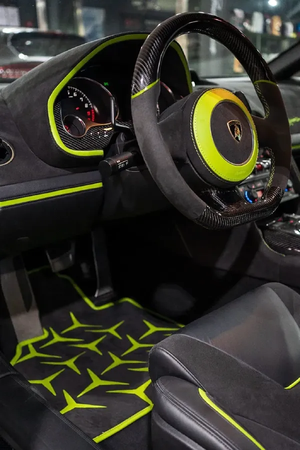 2011 Lamborghini Gallardo 5.2L 557HP V10 6AMT,autocango,china used car exporter,china ev exporter,chinese used car exporter,chinese used ev exporter