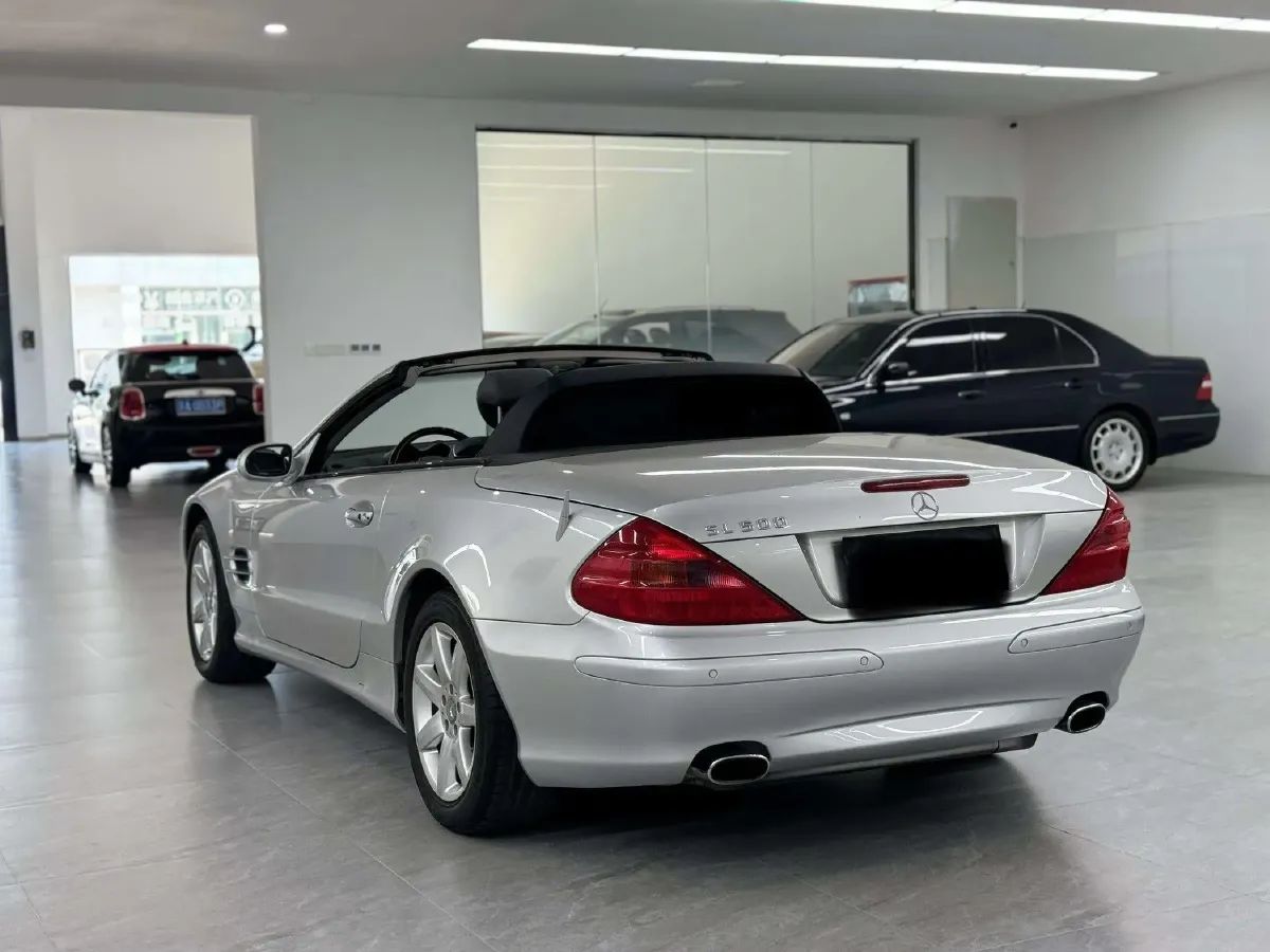 2004 Mercedes-Benz SL Class 5.5L 388HP V8 7AT,autocango,china used car exporter,china ev exporter,chinese used car exporter,chinese used ev exporter