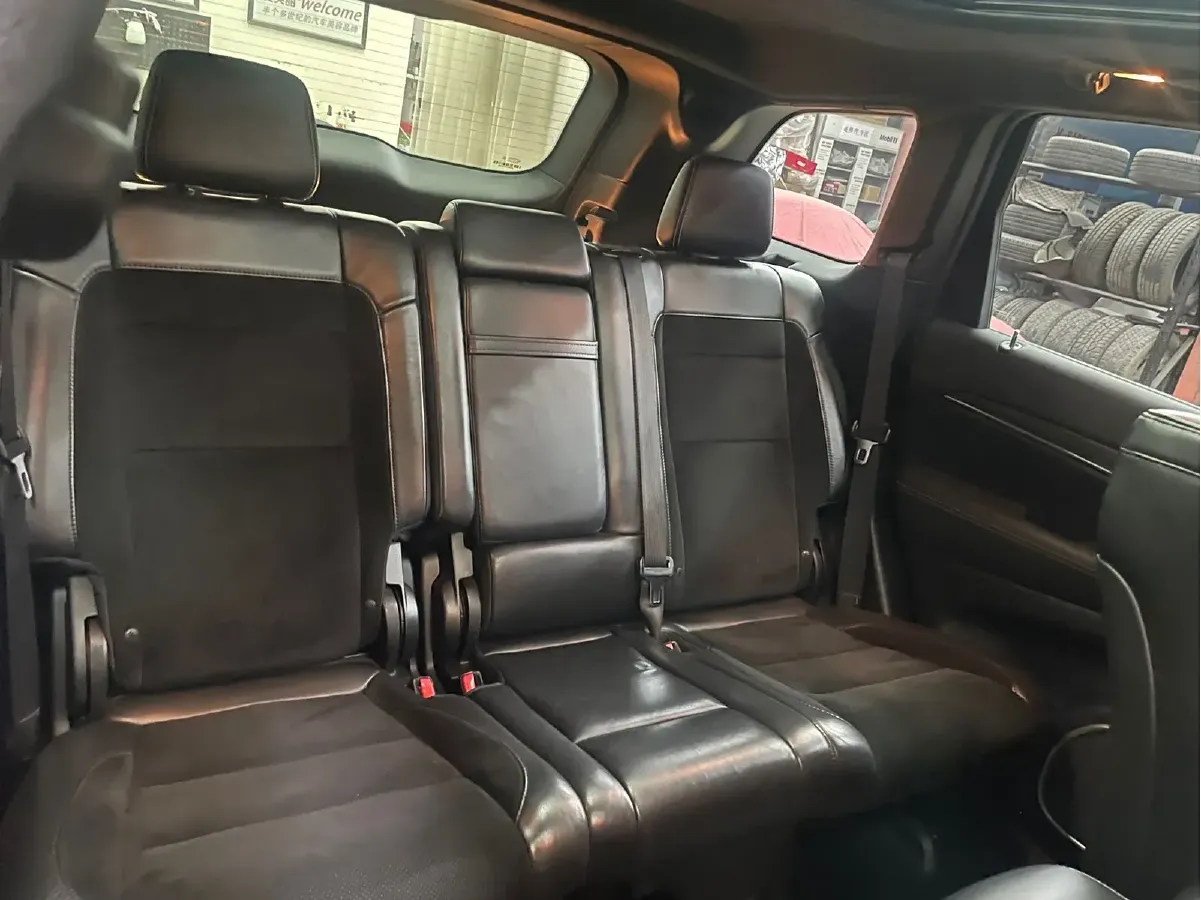 2014 Jeep Grand Cherokee SRT 6.4L 468HP V8 8AT,autocango,china used car exporter,china ev exporter,chinese used car exporter,chinese used ev exporter