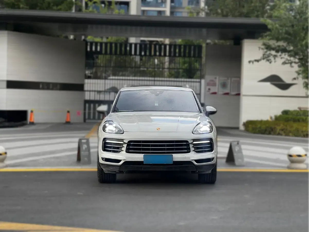 2019 Porsche Cayenne 3.0T 340HP V6 8AT