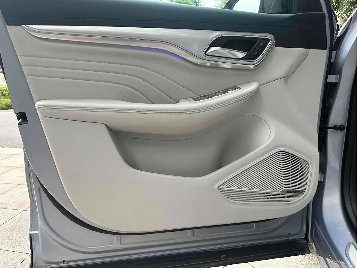 2021 Rising Auto MARVEL R 2AT BEV 69.9KWH,autocango,china used car exporter,china ev exporter,chinese used car exporter,chinese used ev exporter