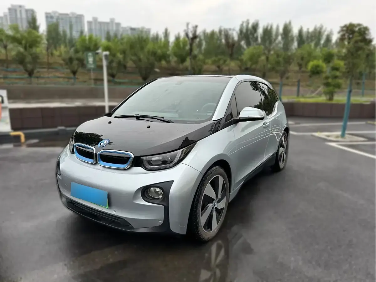 2014 BMW i3 Range Extended 38HP REEV 22KWH