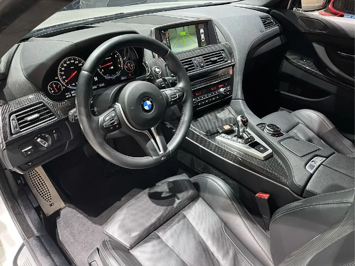 2013 BMW M6 4.4T 560HP V8 7DCT,autocango,china used car exporter,china ev exporter,chinese used car exporter,chinese used ev exporter