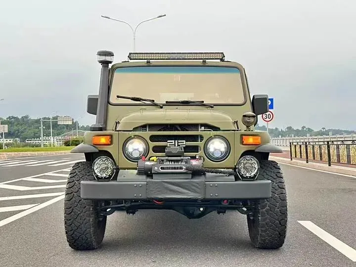 2023 BAW 212 2.4T 211HP L4 6MT,autocango,china used car exporter,china ev exporter,chinese used car exporter,chinese used ev exporter