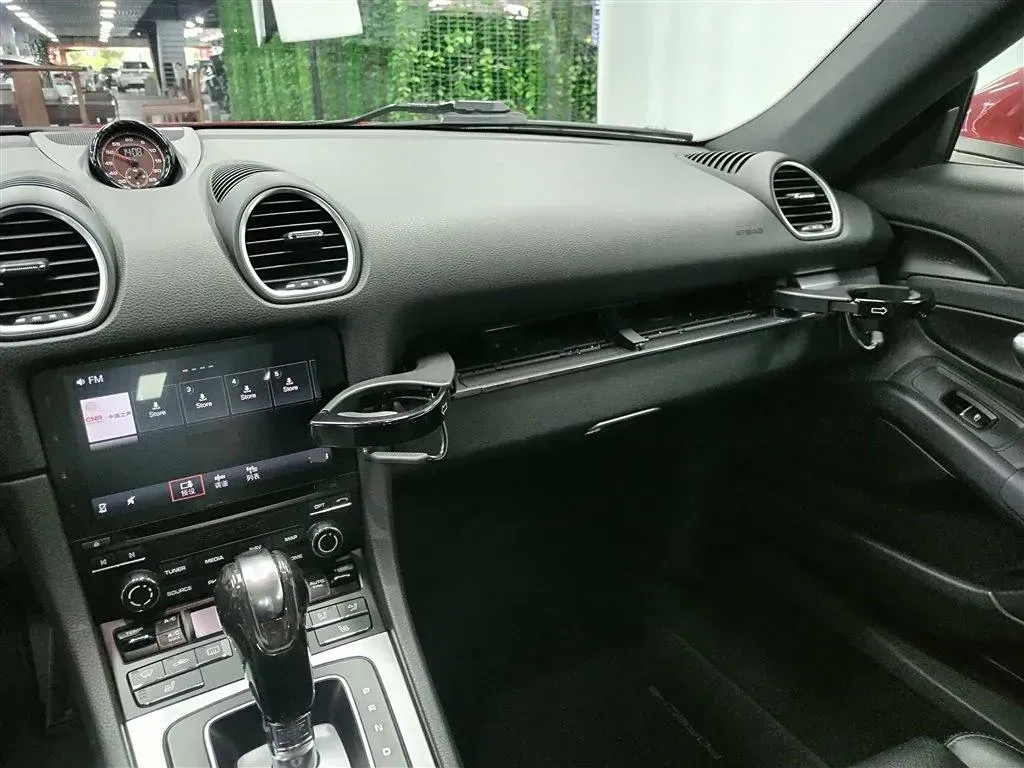 2018 Porsche 718 2.5T 350HP H4 7DCT,autocango,china used car exporter,china ev exporter,chinese used car exporter,chinese used ev exporter