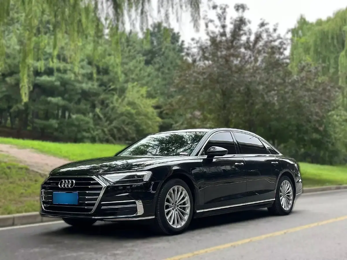 2018 Audi A8 3.0T 340HP V6 8AT