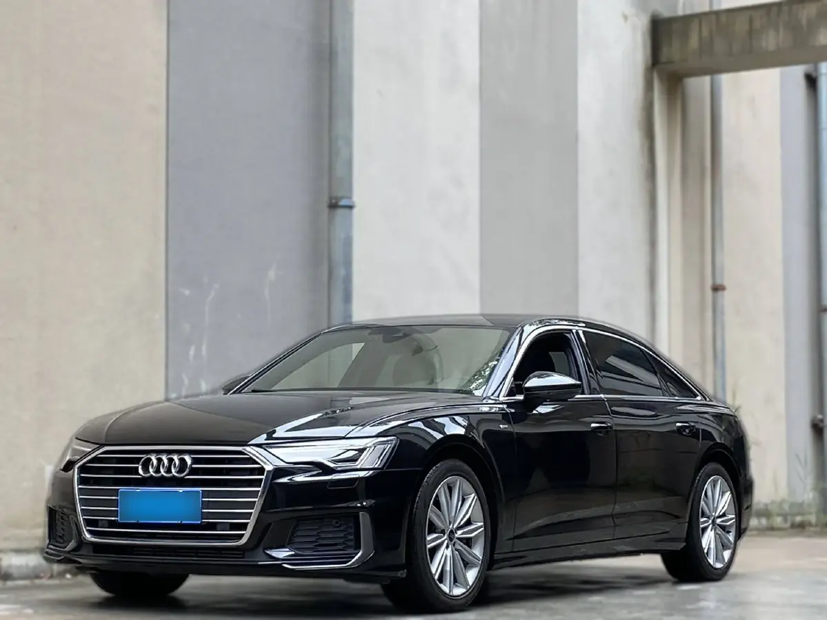 2022 Audi A6L 2.0T 224HP L4 7DCT