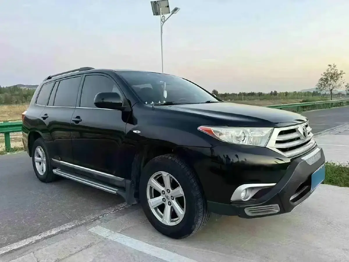 2012 Toyota Highlander 2.7L 188HP L4 6AT