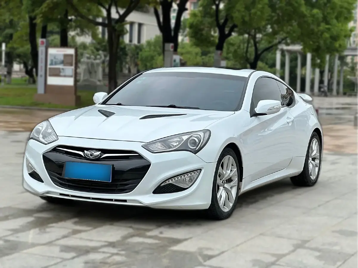 2012 Hyundai Rohens-Coupe 2.0T 260HP L4 8AT