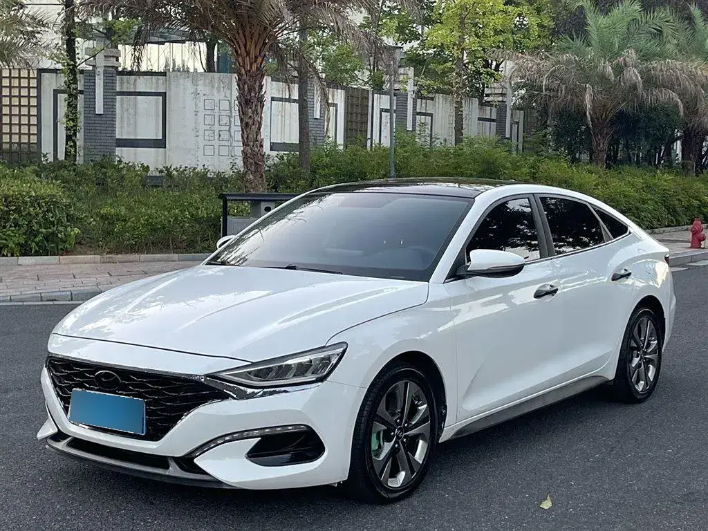 2019 Hyundai La Festa 1.6T 190HP L4 7DCT