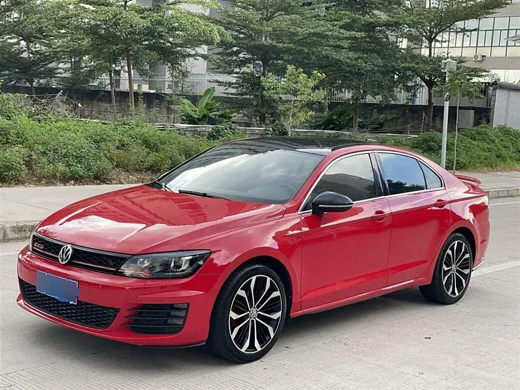 2017 Volkswagen Lamando 2.0T 220HP L4 7DCT