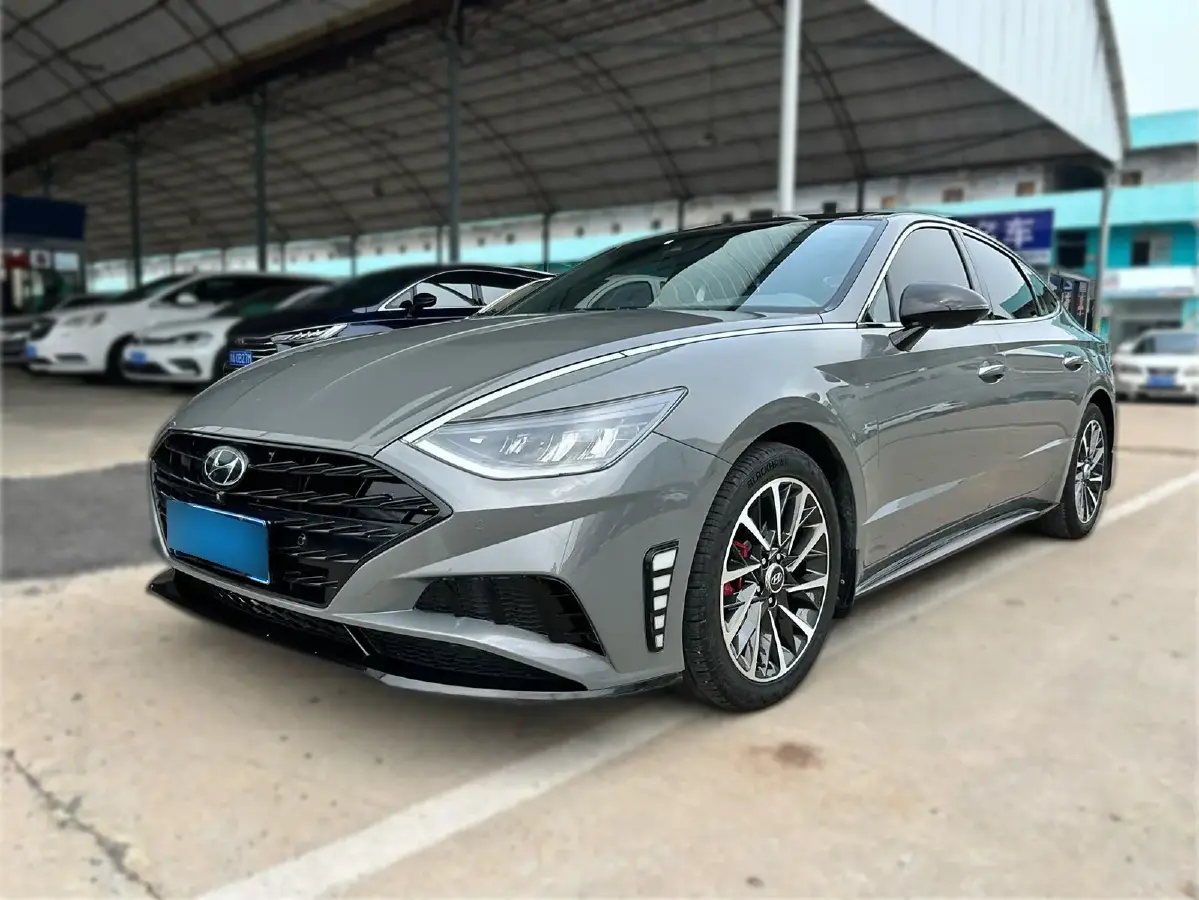2020 Hyundai Sonata 2.0T 240HP L4 8AT