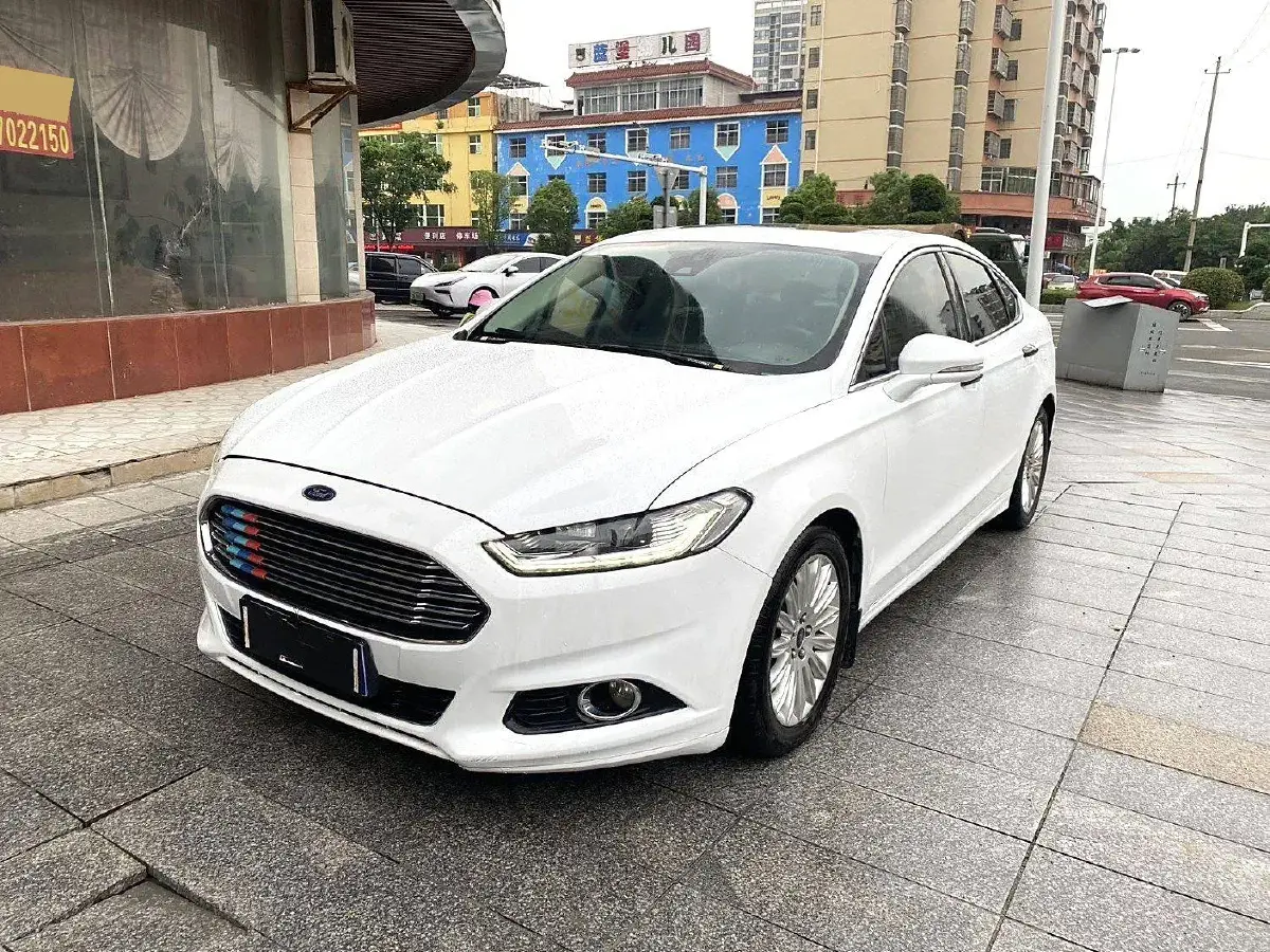 2013 Ford Mondeo 2.0T 203HP L4 6AT