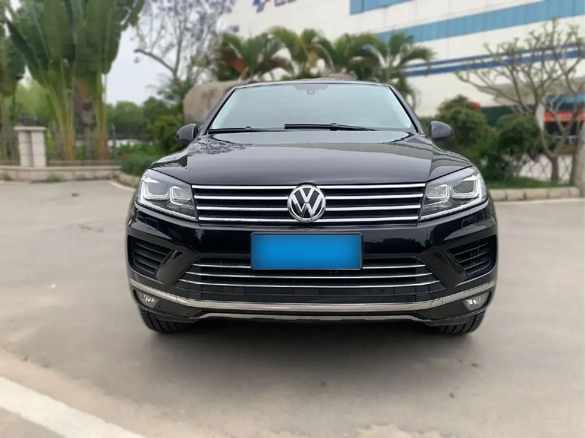 2017 Volkswagen Touareg 3.0T 320HP V6 8AT