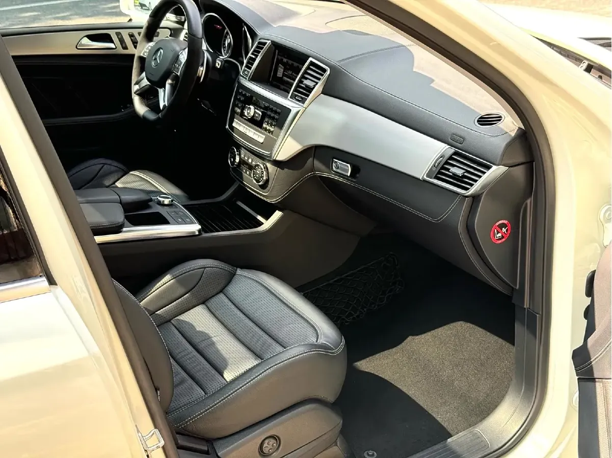 2012 Mercedes-Benz M AMG 5.5T 525HP V8 7AT,autocango,china used car exporter,china ev exporter,chinese used car exporter,chinese used ev exporter