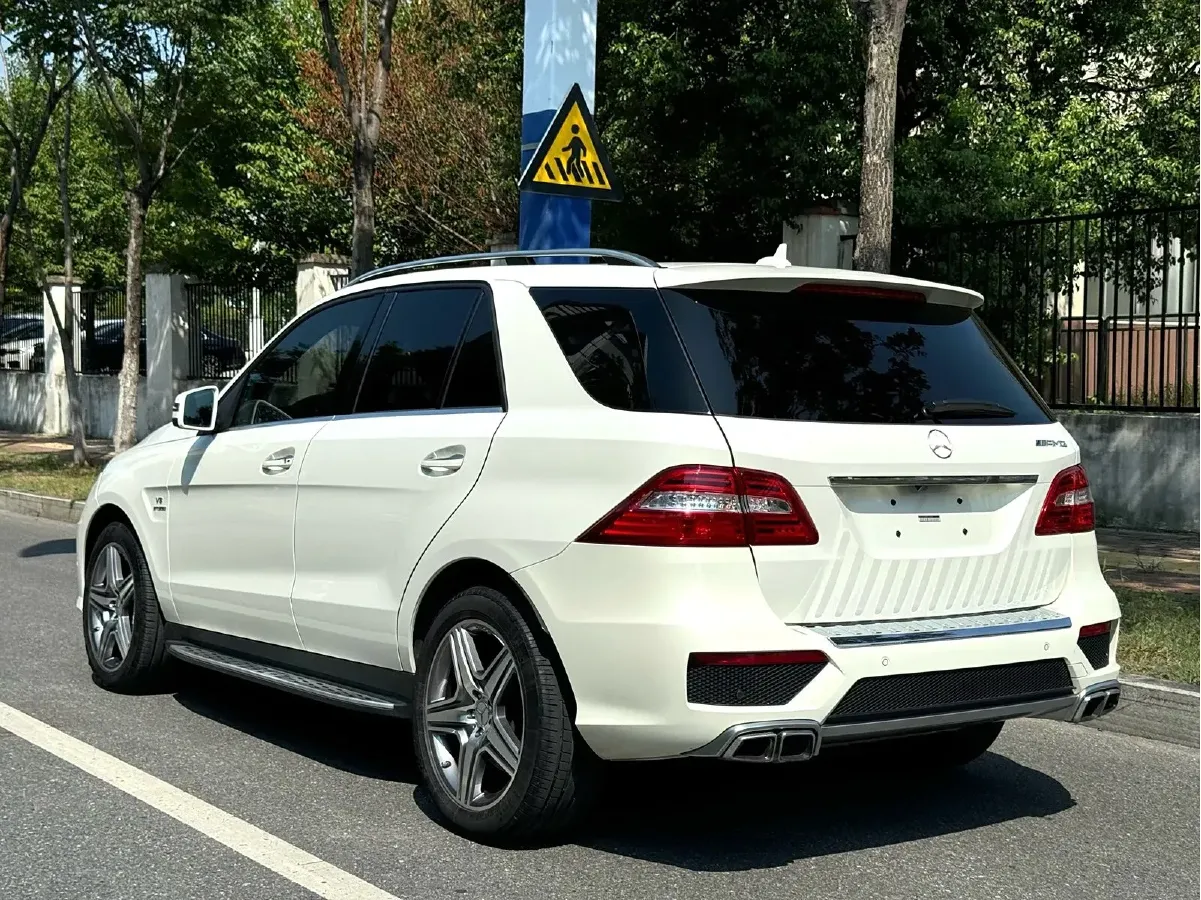 2012 Mercedes-Benz M AMG 5.5T 525HP V8 7AT,autocango,china used car exporter,china ev exporter,chinese used car exporter,chinese used ev exporter